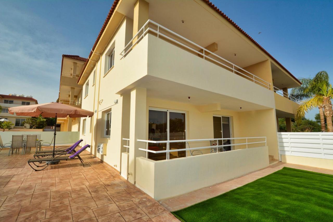 Nissi Martha Apartment Айя Напа Екстериор снимка