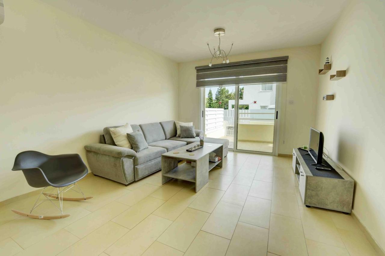 Nissi Martha Apartment Айя Напа Екстериор снимка
