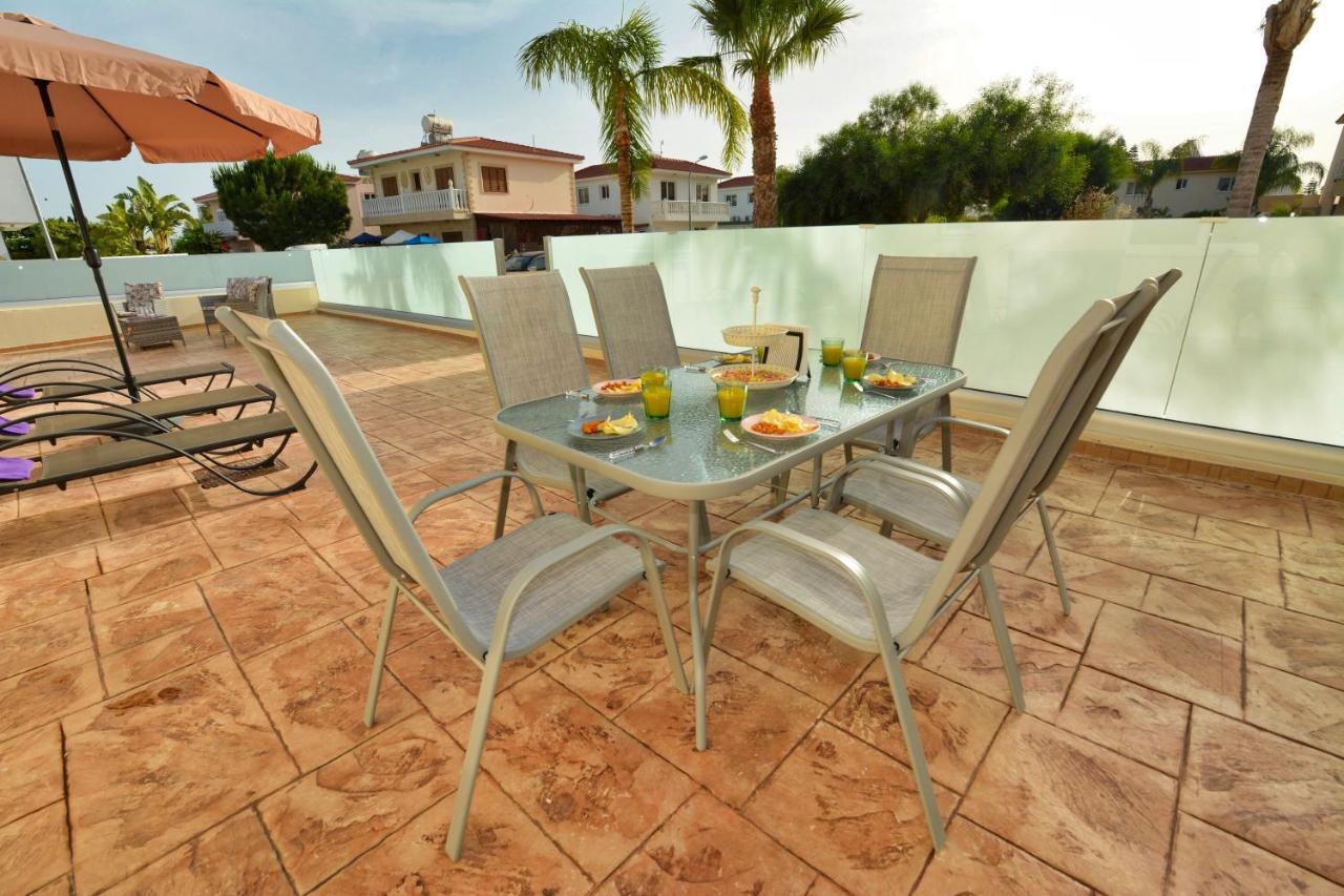 Nissi Martha Apartment Айя Напа Екстериор снимка
