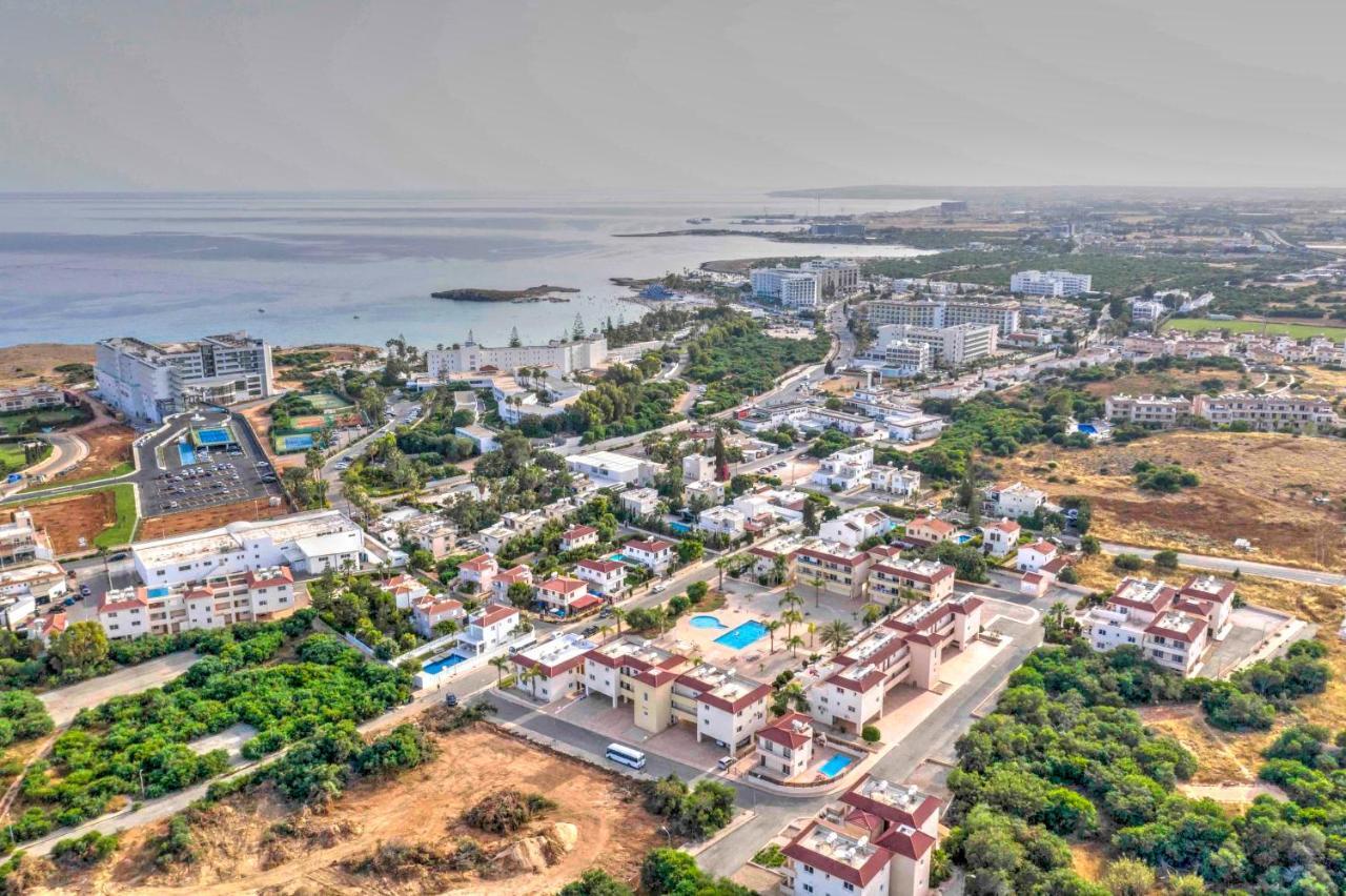 Nissi Martha Apartment Айя Напа Екстериор снимка